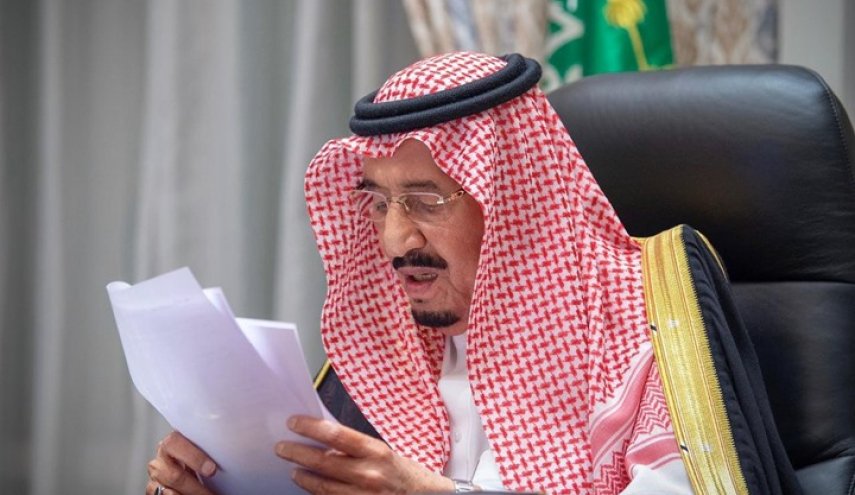 الملك السعودي يصدر أوامر بتعديل وزاري وتعيينات بمناصب عليا