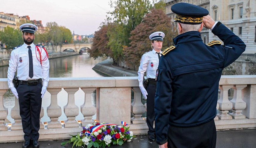 قائد شرطة باريس يكرم ضحايا 'مجزرة 1961' الجزائريين