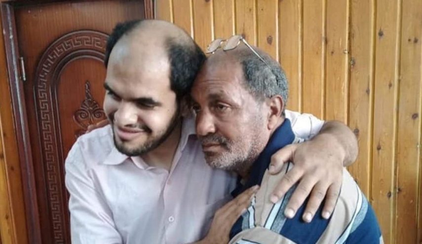 بعد غياب 21 سنة.. أسرة مصرية تعثر على ابنها الضائع!