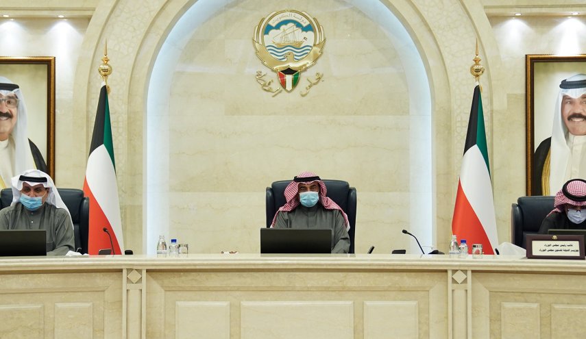 الكويت تعلن تخفيف إجراءات كورونا الإحترازية 