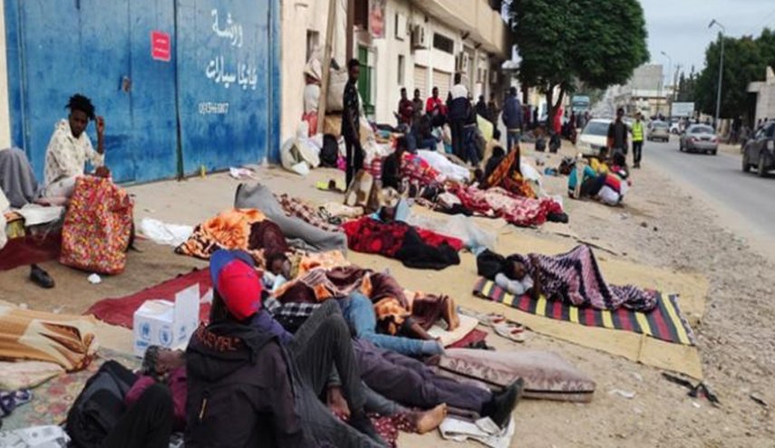200 لاجئ يعيشون مأساة في غرب ليبيا