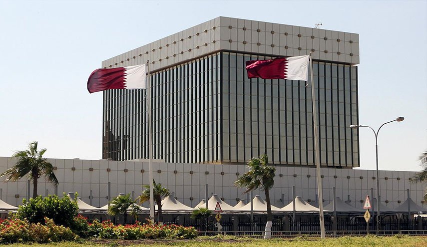قطر تلزم أصحاب العمل بتوفير تأمين صحي للوافدين وأسرهم