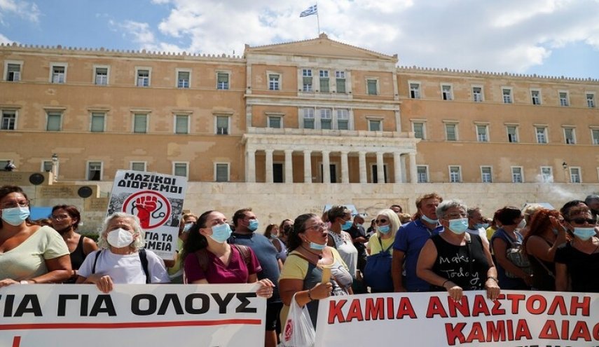 تظاهرات في اليونان احتجاجا على مصرع شاب على أيدي الشرطة