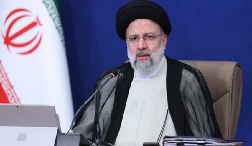 الرئيس الايراني يؤكد ضرورة توفير الطاقة المستديمة لنمو اقتصاد البلاد