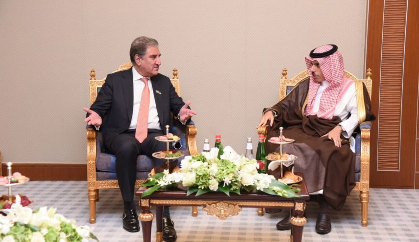 دیدار وزیران خارجه پاکستان و سعودی در ریاض