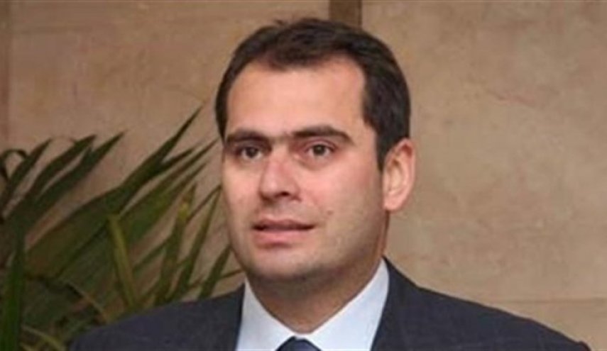نائب لبناني سابق: السعودية 'تتمرجل' على الشقيق الضعيف