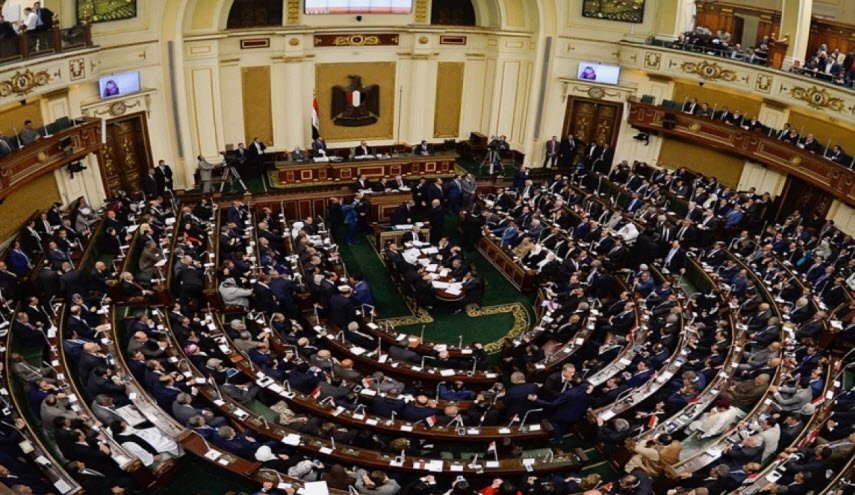 البرلمان المصري يوافق على تشديد عقوبة إفشاء أسرار الدولة


