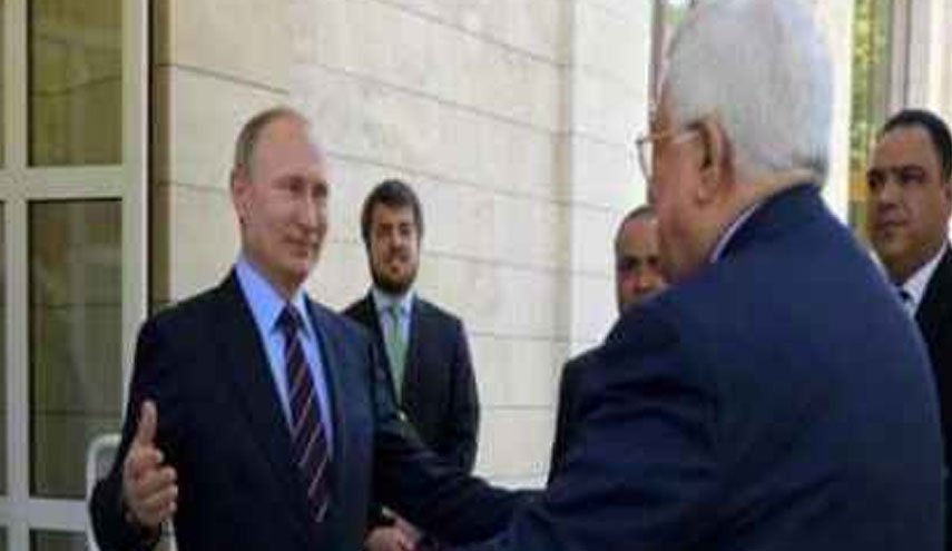 عباس يتوجه إلى موسكو غدا للاجتماع مع بوتين
