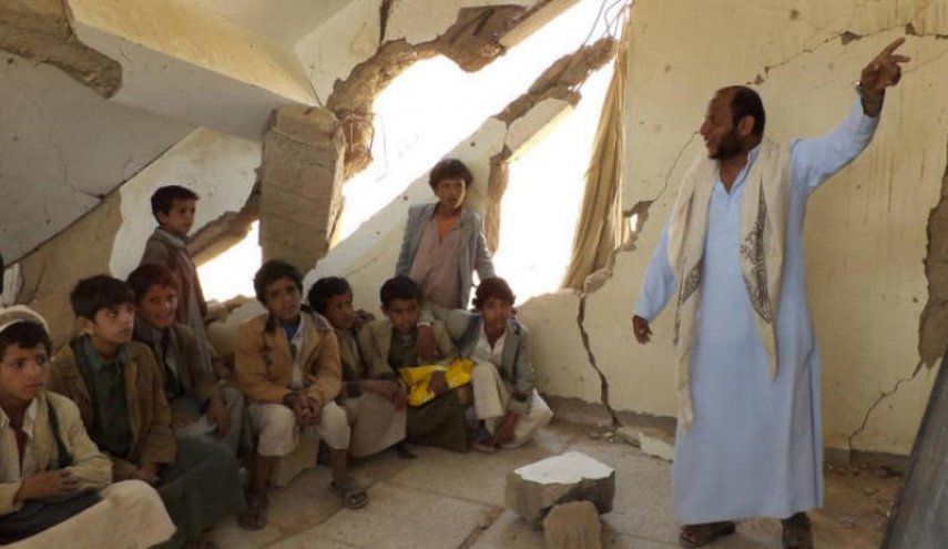 الحرب على اليمن حرمت مليوني طفل يمني من التعليم