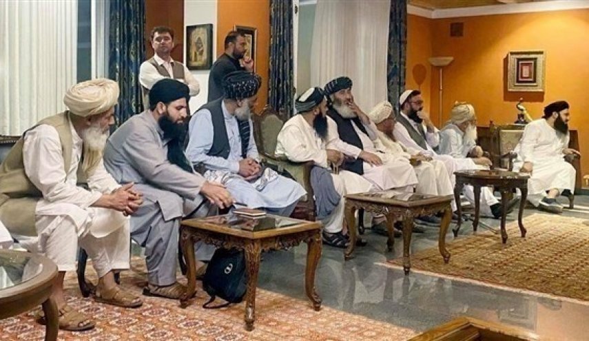 'طالبان' تعين 44 من أعضائها حكام أقاليم وقادة شرطة