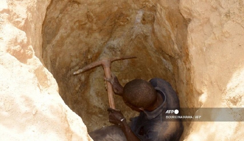 مقتل 18 شخصا بانهيار منجم للذهب في النيجر
