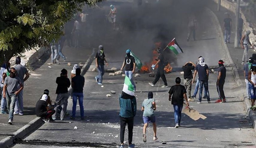 إصابة عشرات الفلسطينيين في مواجهات مع الاحتلال وسط الضفة المحتلة