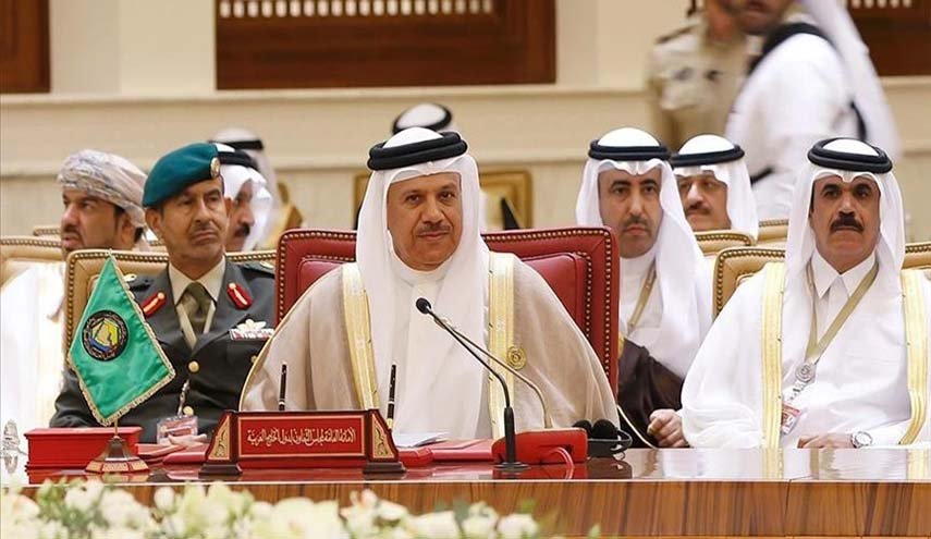 بعد تقرير صحيفة فرنسية.. البحرين تحاول إثارة خلاف حدودي مع قطر