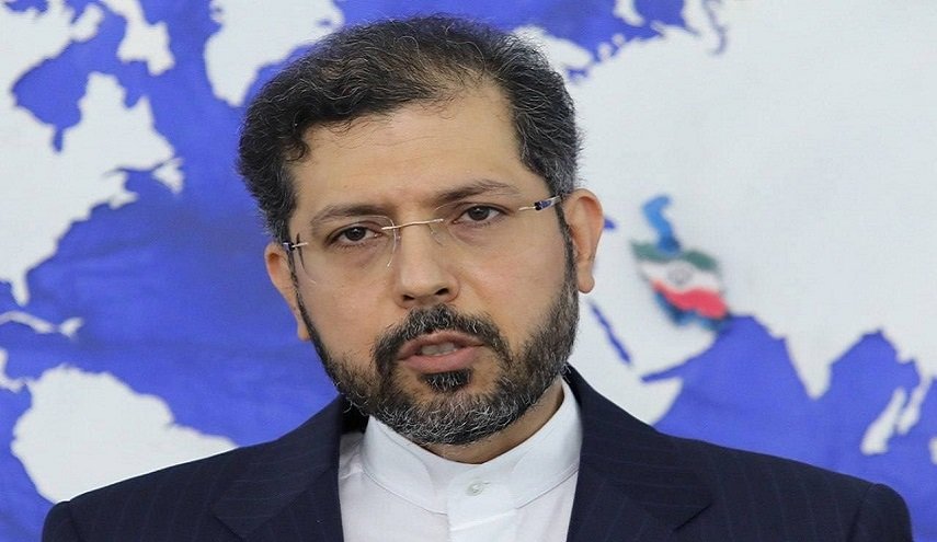 إيران تدعو أرمينيا وأذربيجان إلى ضبط النفس