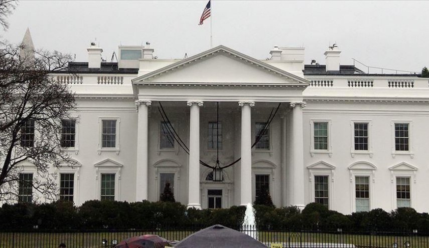 البيت الأبيض يرفض التعليق على الأنباء حول خطط إرسال مساعدات عسكرية إلى أوكرانيا