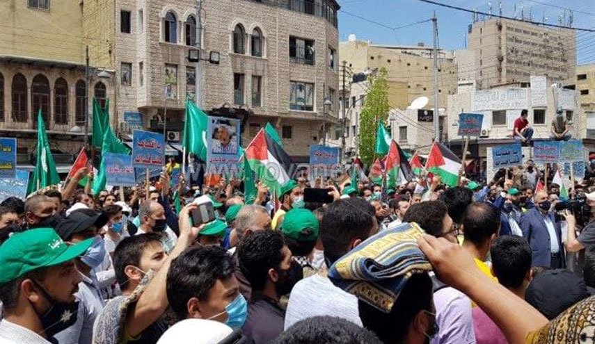 مؤتمر نقابي أردني: نرفض كافة أشكال التطبيع مع العدو الصهيوني