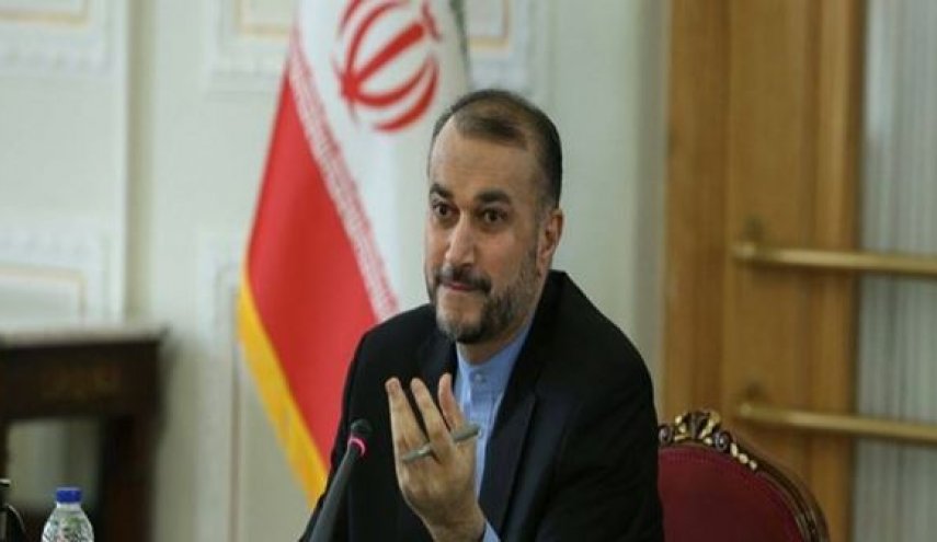 أمير عبداللهيان: بامكان الإيرانيين في الخارج السفر إلى البلاد بدون قلق