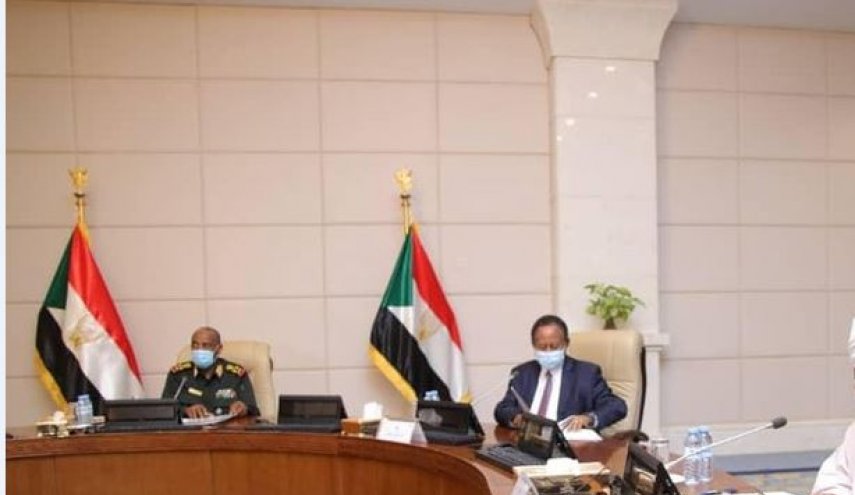 وزراء 'الحرية والتغيير' يقدمون استقالاتهم لرئيس الحكومة السودانية