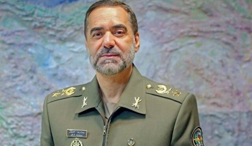 وزير الدفاع الايراني: طاقات التعبئة ضمانة للعبور من جميع القضايا والمشاكل