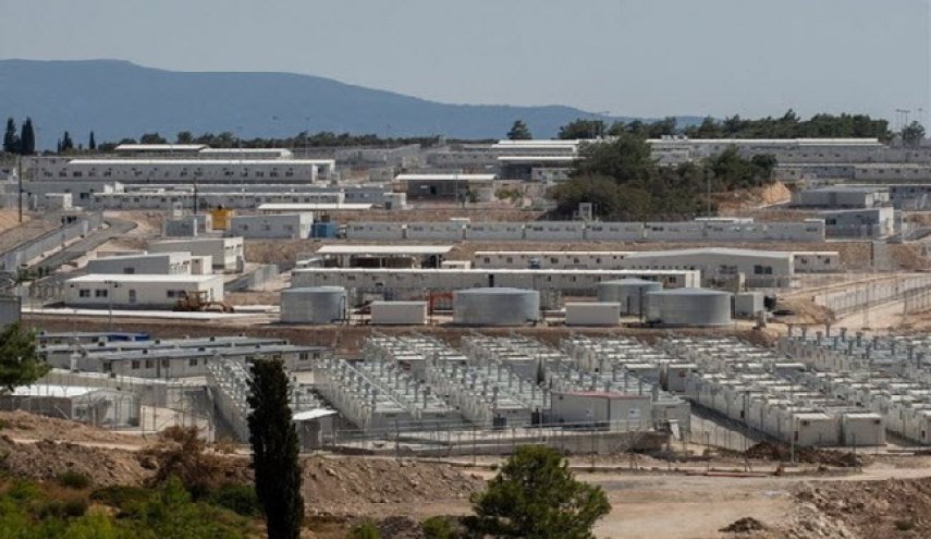 شرایط سخت پناهندگان در اردوگاه تازه احداث شده در جزایر یونان