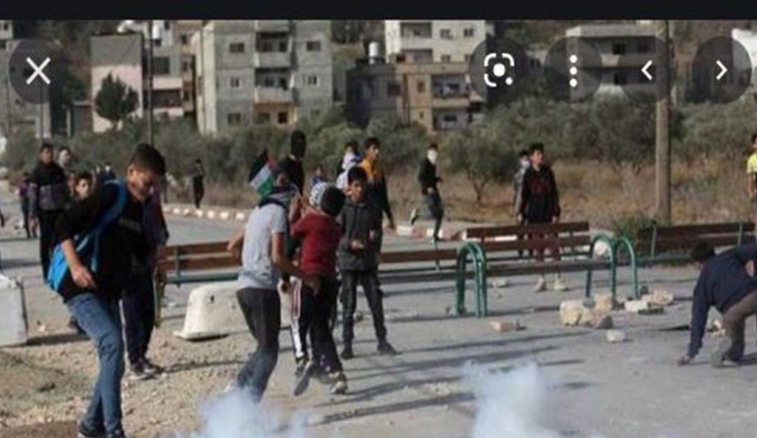 نابلس..اندلاع مواجهات بين طلاب المدارس وجيش الاحتلال 