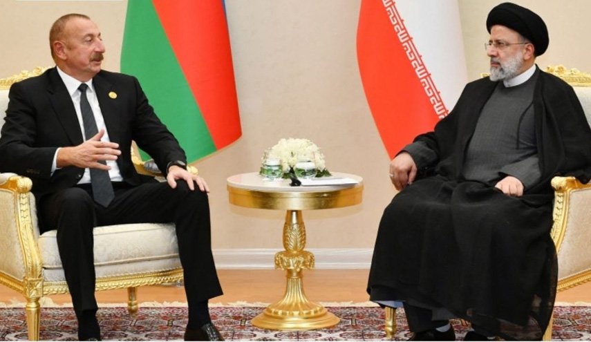 رئیسی با الهام علی‌اف در ترکمنستان دیدار کرد 