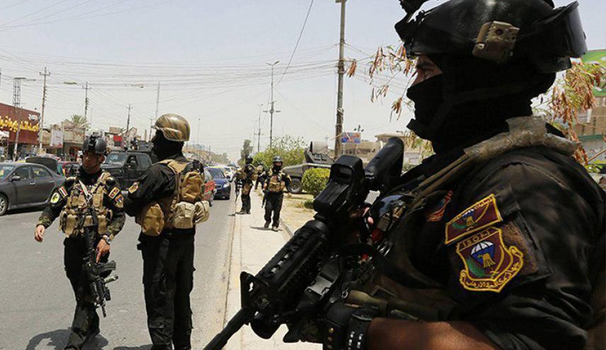 الدفاع العراقية تعتقل عنصرين في 