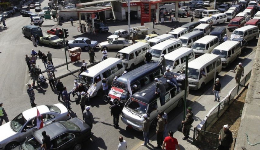 لبنان : اضراب واعتصامات لقطاع النقل البري يوم الخميس
