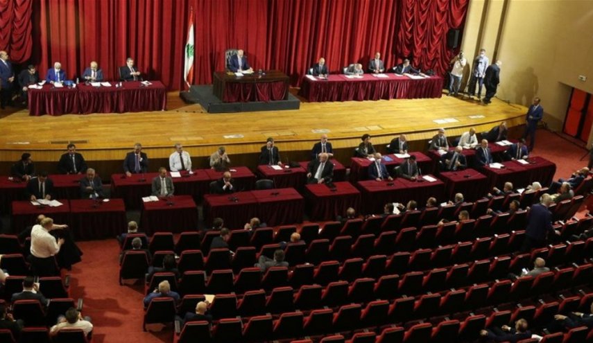 مجلس النواب اللبناني يقر قانون البطاقة التمويلية.. والدفع بالدولار