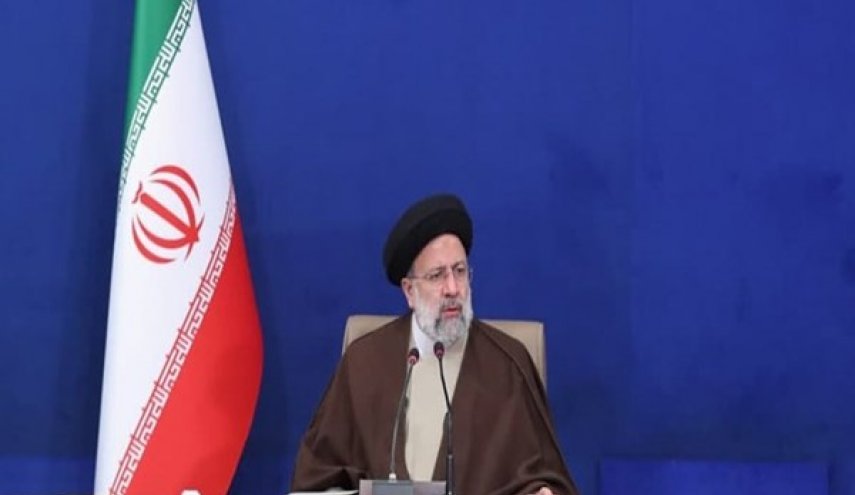 الرئيس الايراني يحثّ على تحديد العناصر المسؤولة عن التقلبات الاخيرة في سوق الصرف الأجنبي