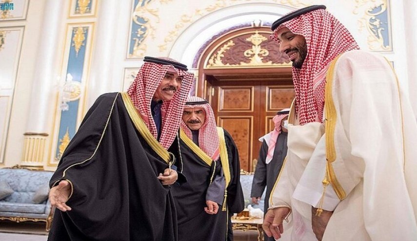 عربستان و کویت مدعی ادامه تلاش‌ها برای حل سیاسی بحران یمن شدند