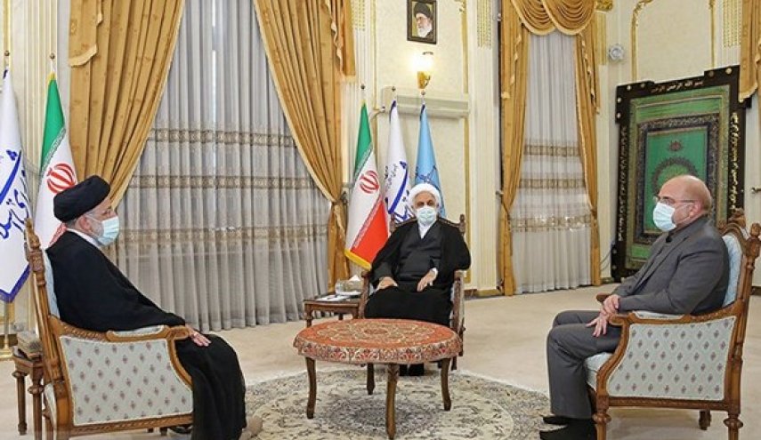 انعقاد اجتماع رؤساء السلطات الثلاث في ايران