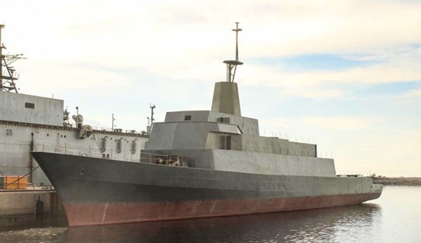 تصنيع أول سفينة استطلاع إيرانية