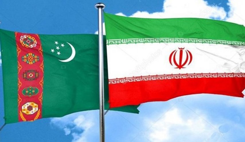 الرئيسان الايراني والتركماني يؤكدان على تعزيز العلاقات بين البلدين