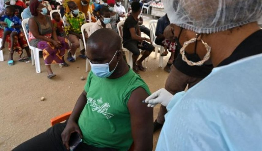 الصحة العالمية تحذّر: القارة الأفريقية لن تحقق هدف تطعيم 70% من سكانها كوفيد-19