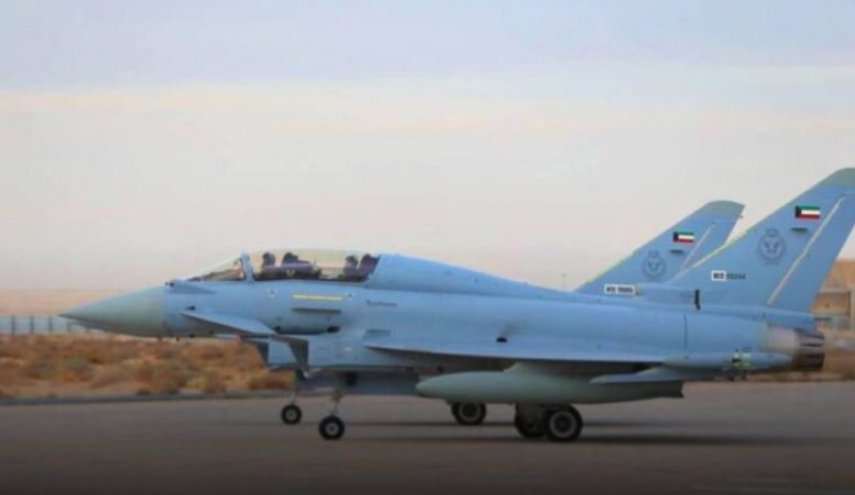 کویت دو جنگنده یوروفایتر تحویل گرفت + تصاویر
