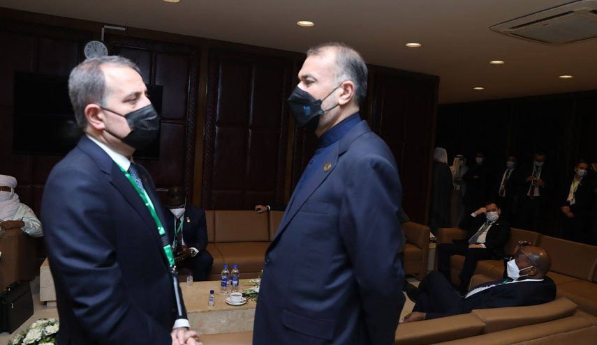 وزیران خارجه ایران و جمهوری آذربایجان در اسلام آباد دیدار کردند