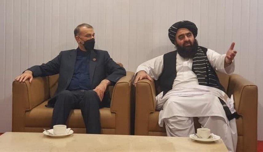 سرپرست دستگاه دیپلماسی طالبان با وزیر خارجه ایران دیدار کرد