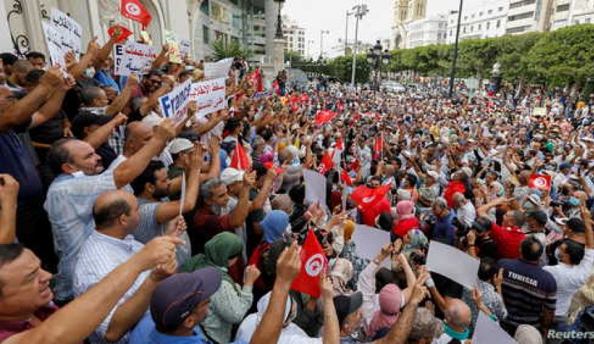 'هيومن رايتس ووتش': ارتفاع كبير لمحاكمات التعبير في تونس