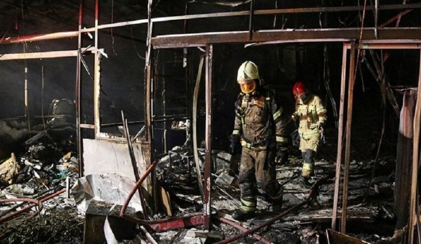 قتيلان باندلاع حريق في سوق بطهران