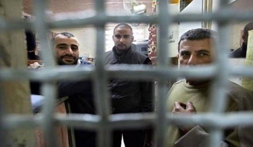 أسرى حماس في سجون الاحتلال يبدأون الاضراب عن الطعام