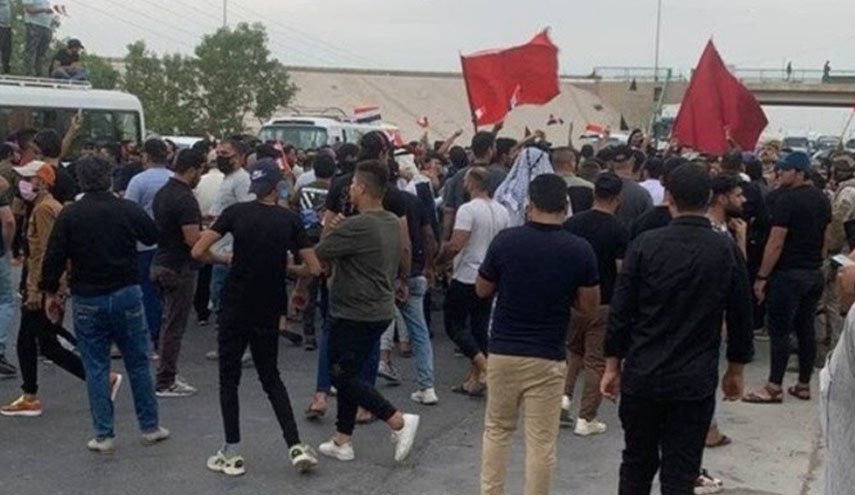 تجمع معترضان و تشدید تدابیر امنیتی در بغداد در آستانه اعلام نتایج انتخابات