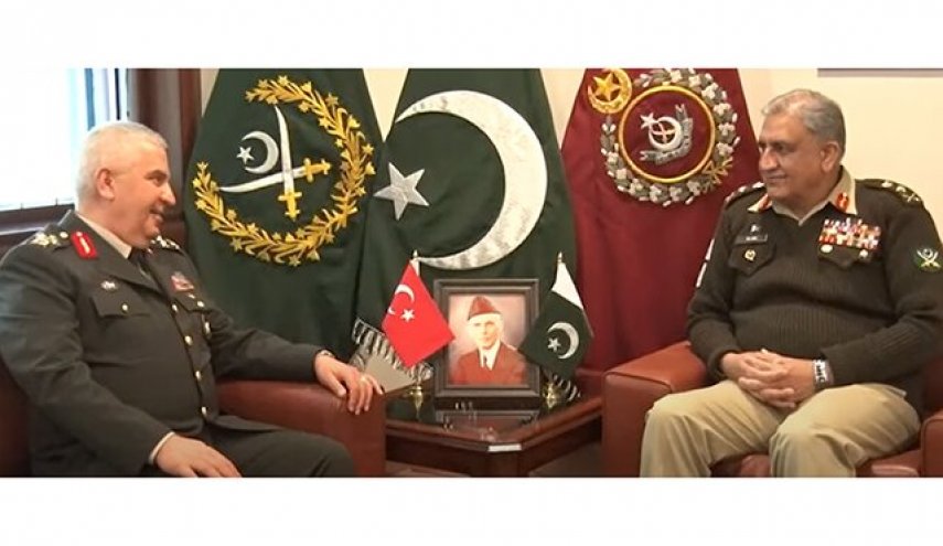 رایزنی فرماندهان نظامی ترکیه و پاکستان درباره امنیت منطقه‌ای