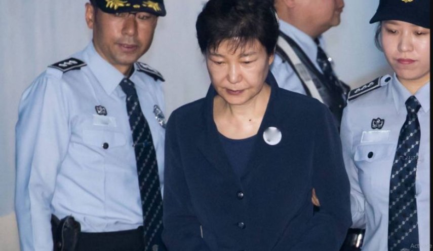 كوريا الجنوبية .. الإفراج عن الرئيسة السابقة بسبب تدهور حالتها الصحية