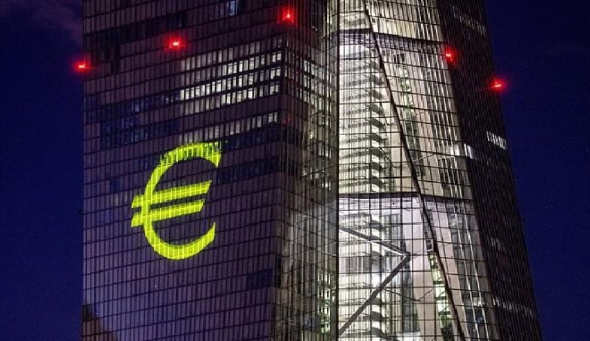 اروپا بیستمین سالگرد راه‌اندازی یورو را جشن گرفت