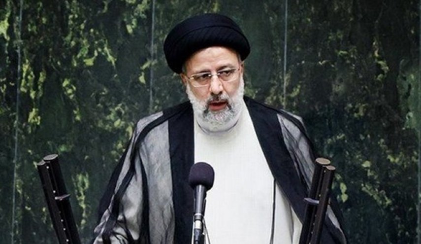 الرئيس الايراني: صادرات النفط والمكثفات الغازية ازدادت رغم التهديدات والحظر