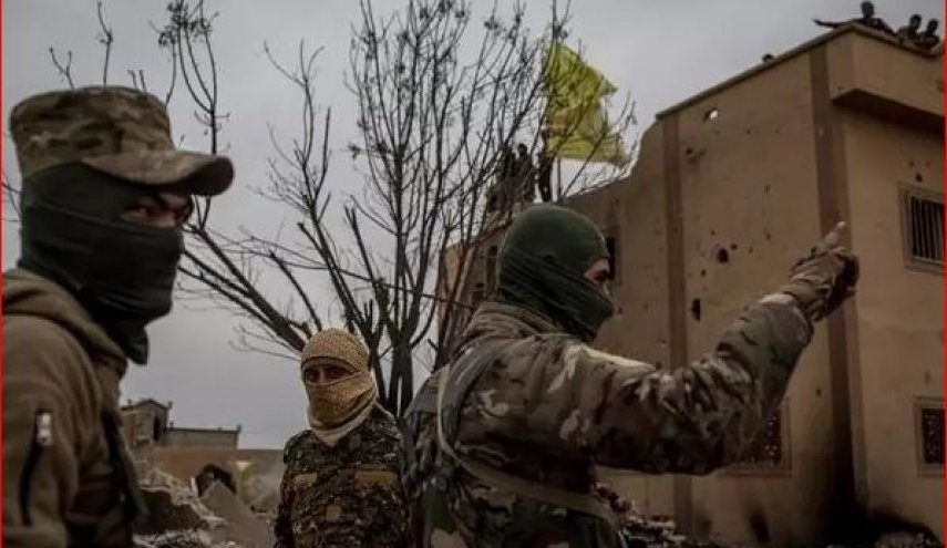 یورش شبه نظامیان وابسته به آمریکا به یک منطقه در حومه الرقه سوریه