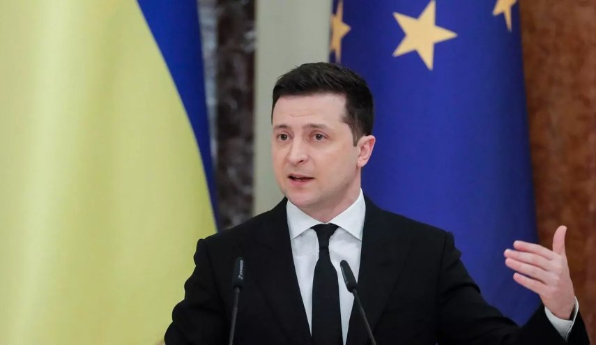  الرئيس الأوكراني يدعو إلى 'قمة رباعية' لإنهاء الصراع في البلاد