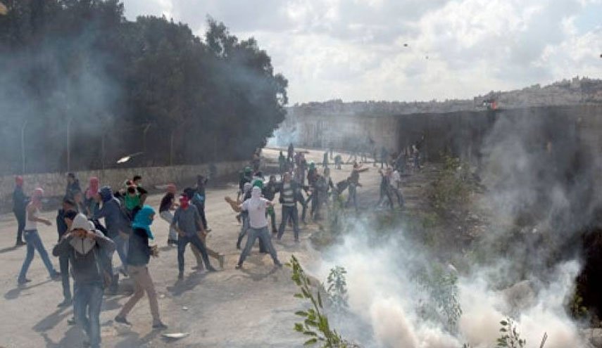 إصابات خلال مواجهات مع الاحتلال في جامعة القدس ببلدة أبوديس