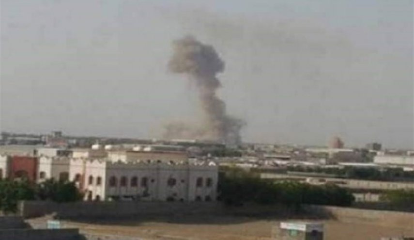 حمله هوایی عربستان به زیرساخت‌های مخابراتی یمن